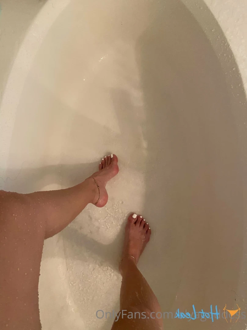 Alyafeets [ alyagoddess ] Onlyfans leaked photo 16375112 on Hotleaks.tv