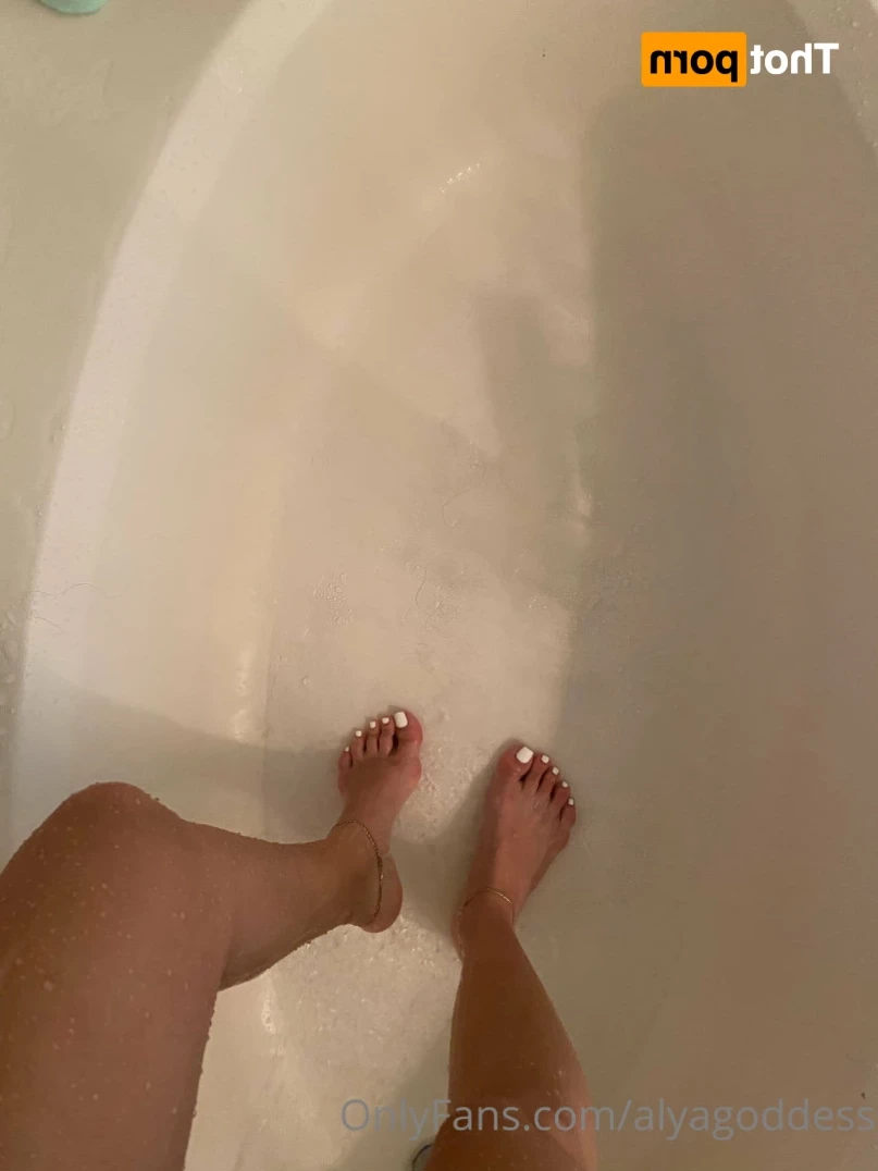 Alyafeets [ alyagoddess ] Onlyfans leaked photo 16375121 on Hotleaks.tv