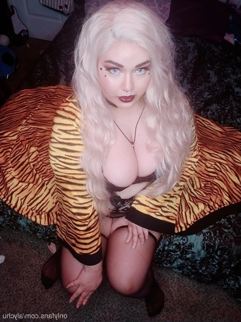 Alychus Pokecenter [ alychu ] Onlyfans leaked photo 12939689 on Hotleaks.tv