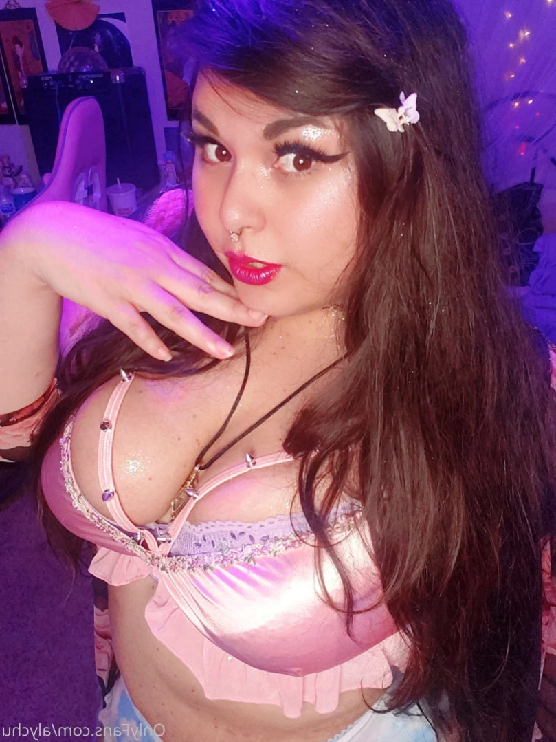 Alychus Pokecenter [ alychu ] Onlyfans leaked photo 13777250 on Hotleaks.tv