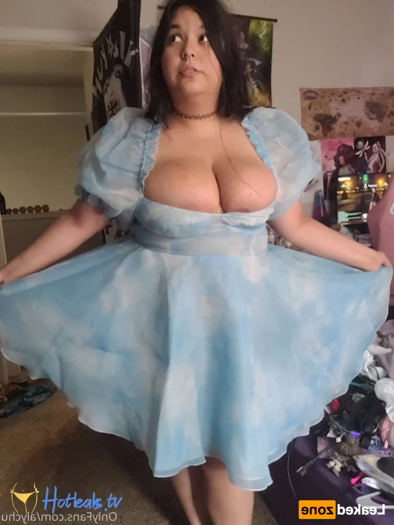 Alychus Pokecenter [ alychu ] Onlyfans leaked photo 14353255 on Hotleaks.tv