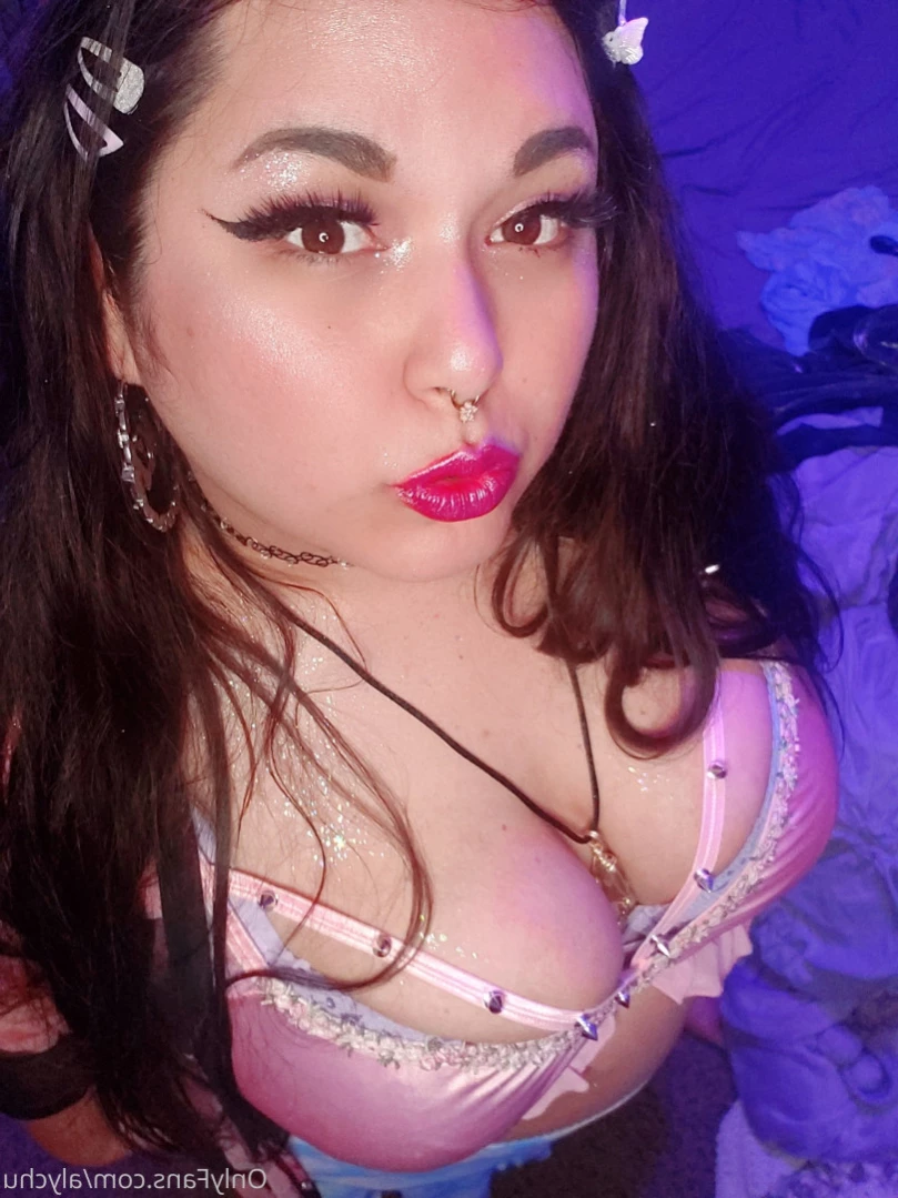 Alychus Pokecenter [ alychu ] Onlyfans leaked photo 14662589 on Hotleaks.tv