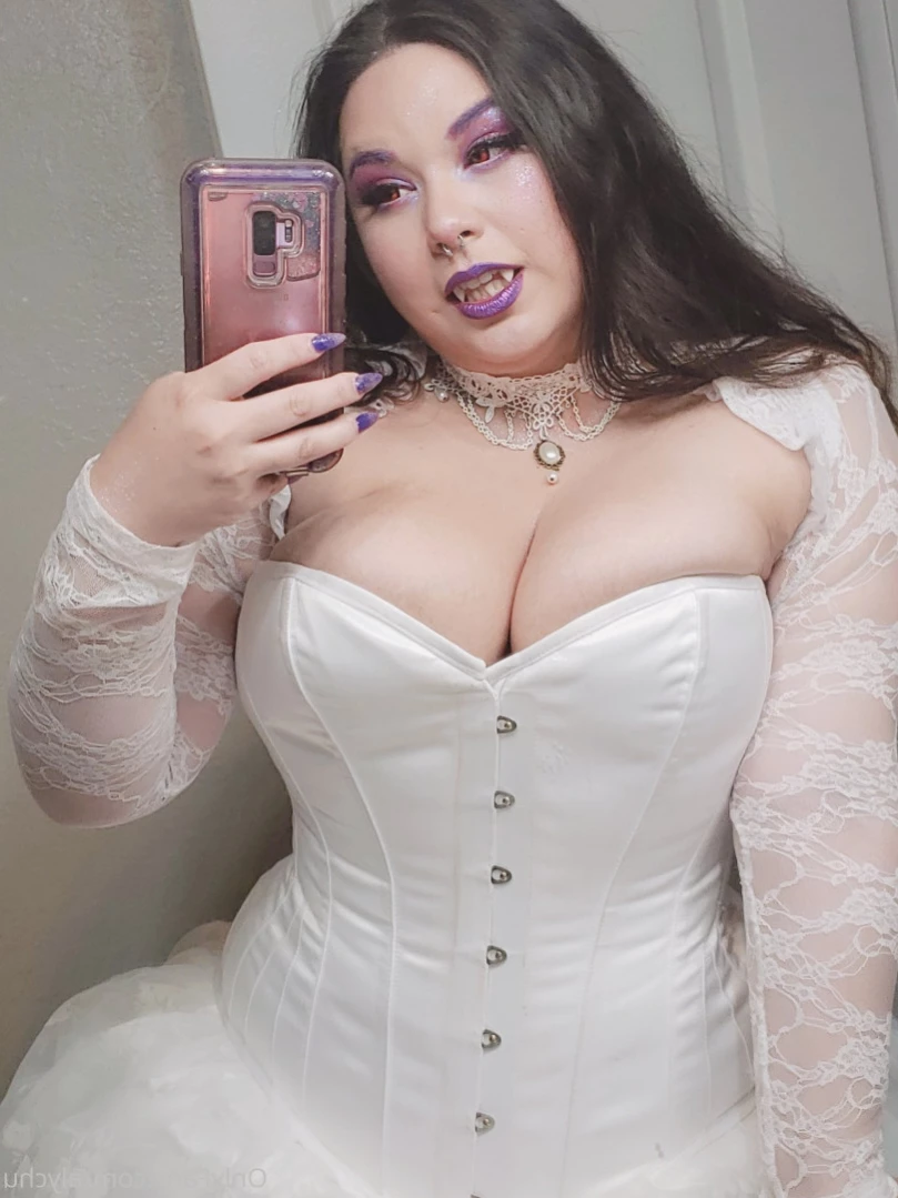 Alychus Pokecenter [ alychu ] Onlyfans leaked photo 14799573 on Hotleaks.tv