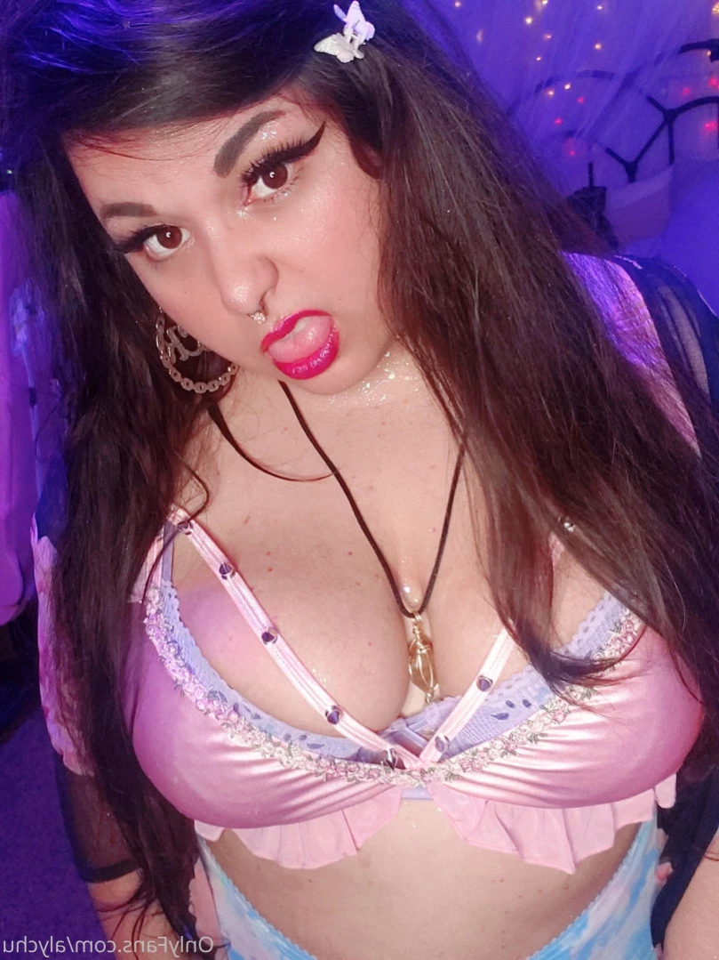 Alychus Pokecenter [ alychu ] Onlyfans leaked photo 14822068 on Hotleaks.tv
