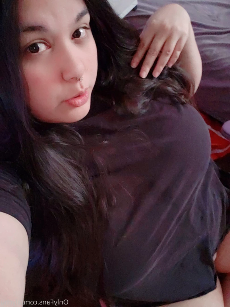 Alychus Pokecenter [ alychu ] Onlyfans leaked photo 14940470 on Hotleaks.tv