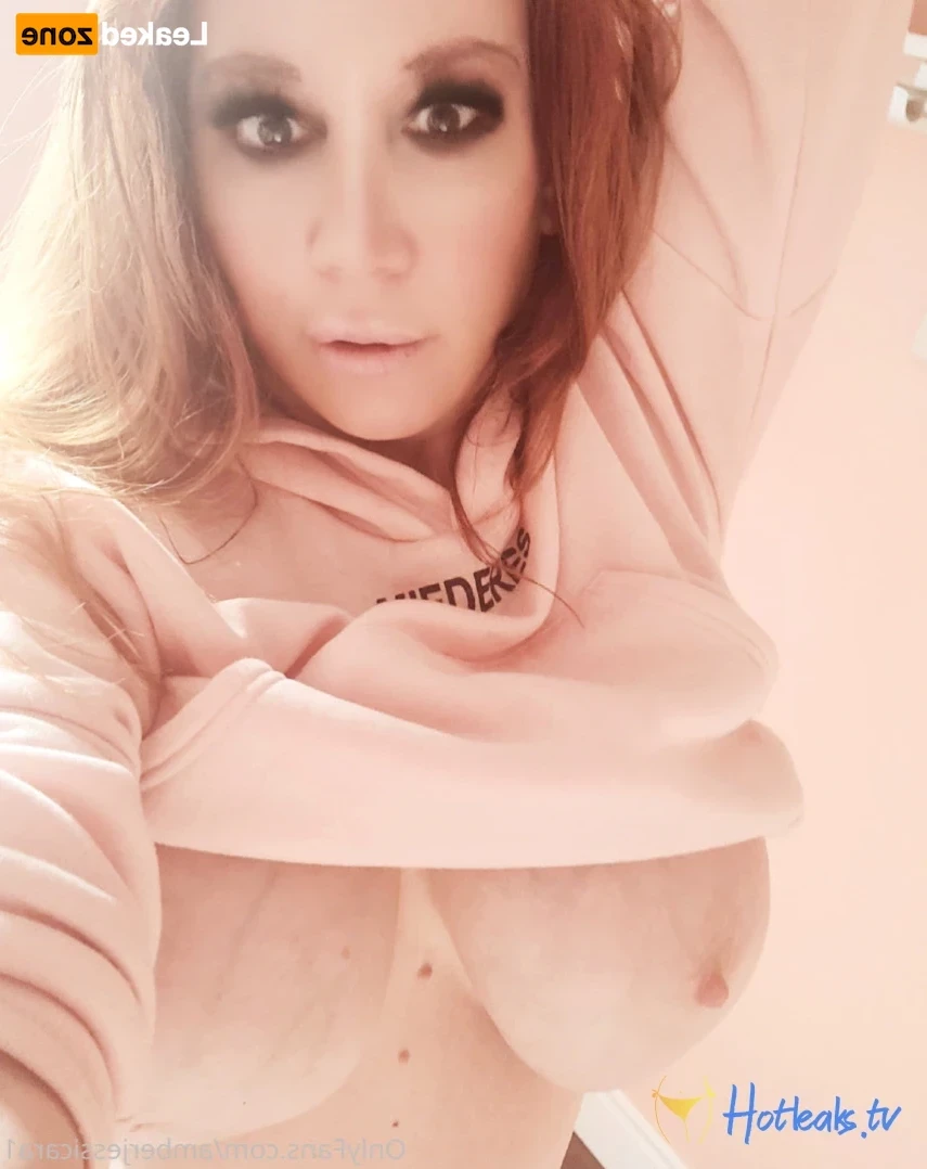 Amber aka Jessica Rabbit. For your pleasure💋👠💄 [ amberjessicara1 ] Onlyfans leaked photo 16374965 on Hotleaks.tv