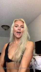 amberskyetoesies Onlyfans leaked video 8490522 on Hotleaks.tv