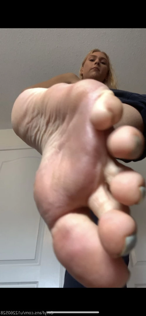 amberskyetoesies Onlyfans leaked photo 12126860 on Hotleaks.tv