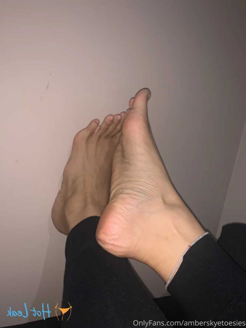 amberskyetoesies Onlyfans leaked photo 14841414 on Hotleaks.tv