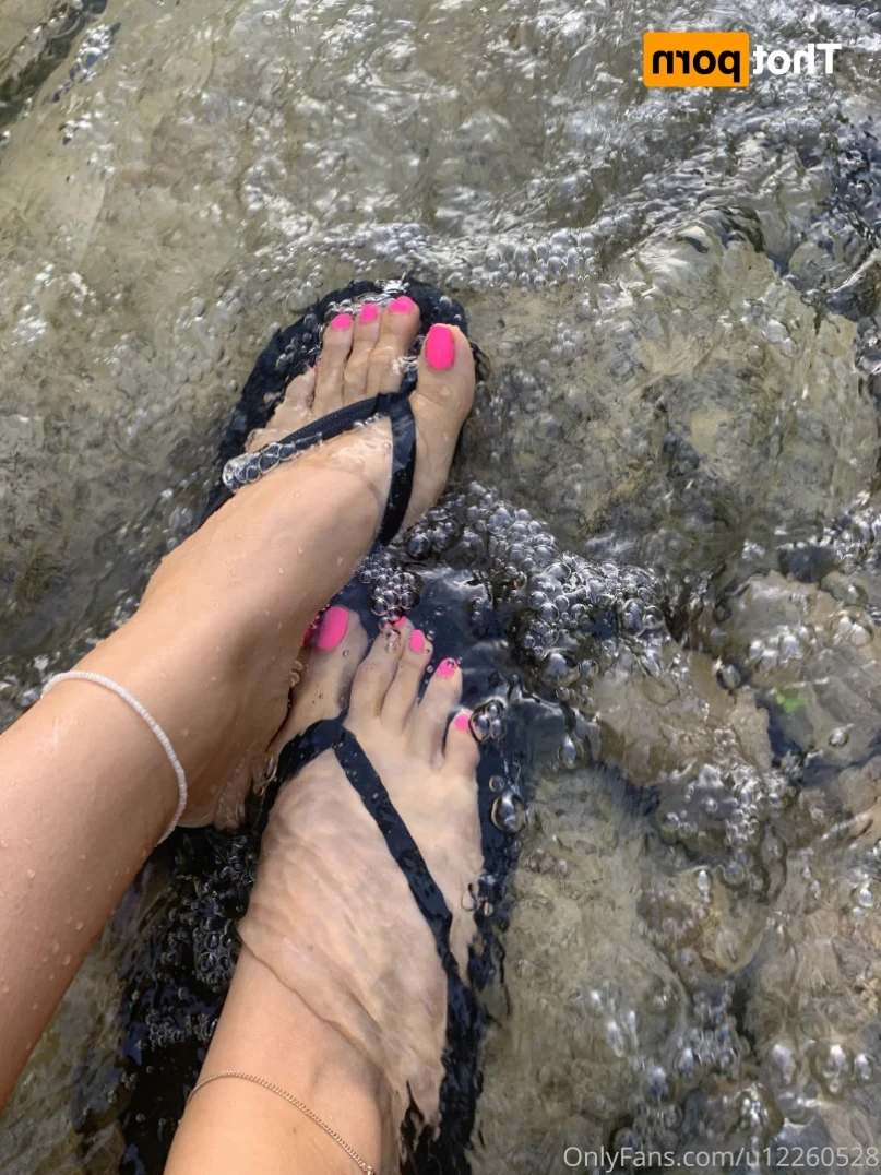 amberskyetoesies Onlyfans leaked photo 14875092 on Hotleaks.tv