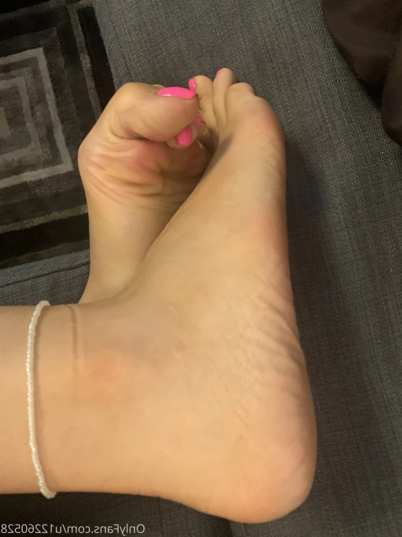 amberskyetoesies Onlyfans leaked photo 14935087 on Hotleaks.tv