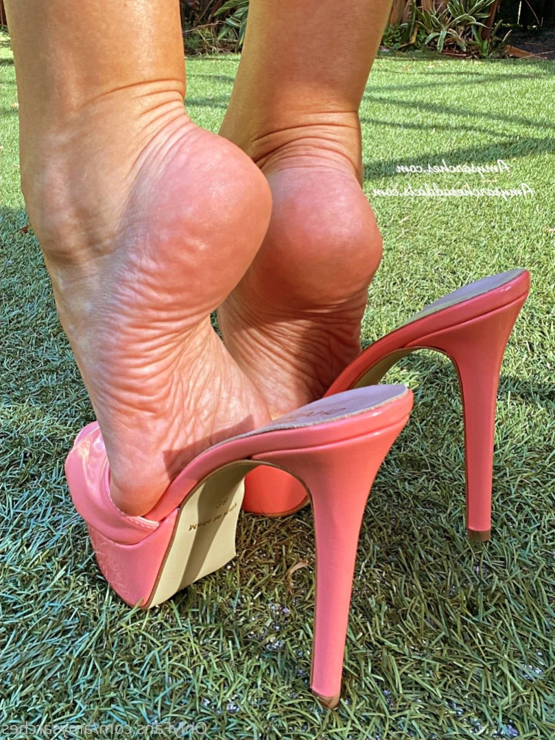 Mylf Arches [ mylfarches ] Onlyfans leaked photo 13606977 on Hotleaks.tv