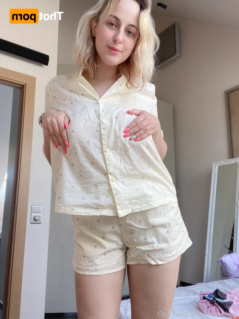 Ana Chuu💕 your dose of meaty waifu~🥩 [ ana_chuu ] Onlyfans leaked photo 12972662 on Hotleaks.tv