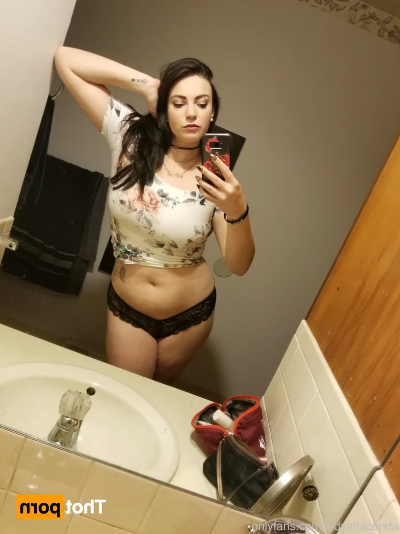 ANACONDA NOIRE [ anacondanoire ] Onlyfans leaked photo 13321930 on Hotleaks.tv