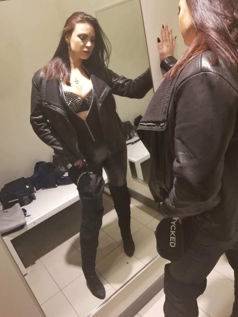 ANACONDA NOIRE [ anacondanoire ] Onlyfans leaked photo 13851483 on Hotleaks.tv