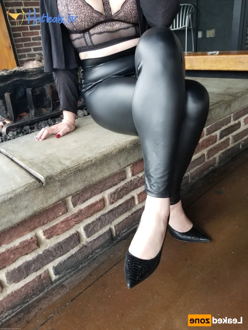 ANACONDA NOIRE [ anacondanoire ] Onlyfans leaked photo 15063635 on Hotleaks.tv