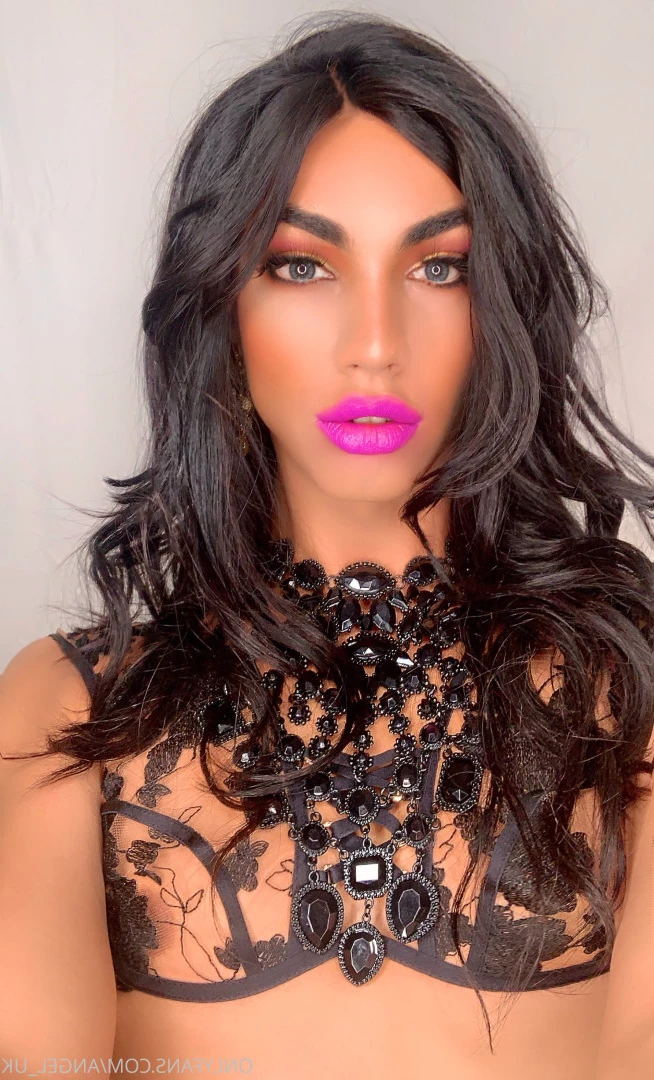 Miss 👑 𝐁𝐄𝐋𝐋𝐀 𝐀𝐍𝐆𝐄𝐋🏆🥇💋 [ angel_uk ] Onlyfans leaked photo 9408759 on Hotleaks.tv