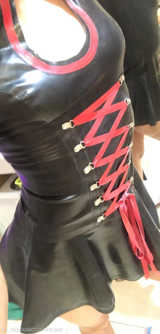 Miss 👑 𝐁𝐄𝐋𝐋𝐀 𝐀𝐍𝐆𝐄𝐋🏆🥇💋 [ angel_uk ] Onlyfans leaked photo 9410223 on Hotleaks.tv