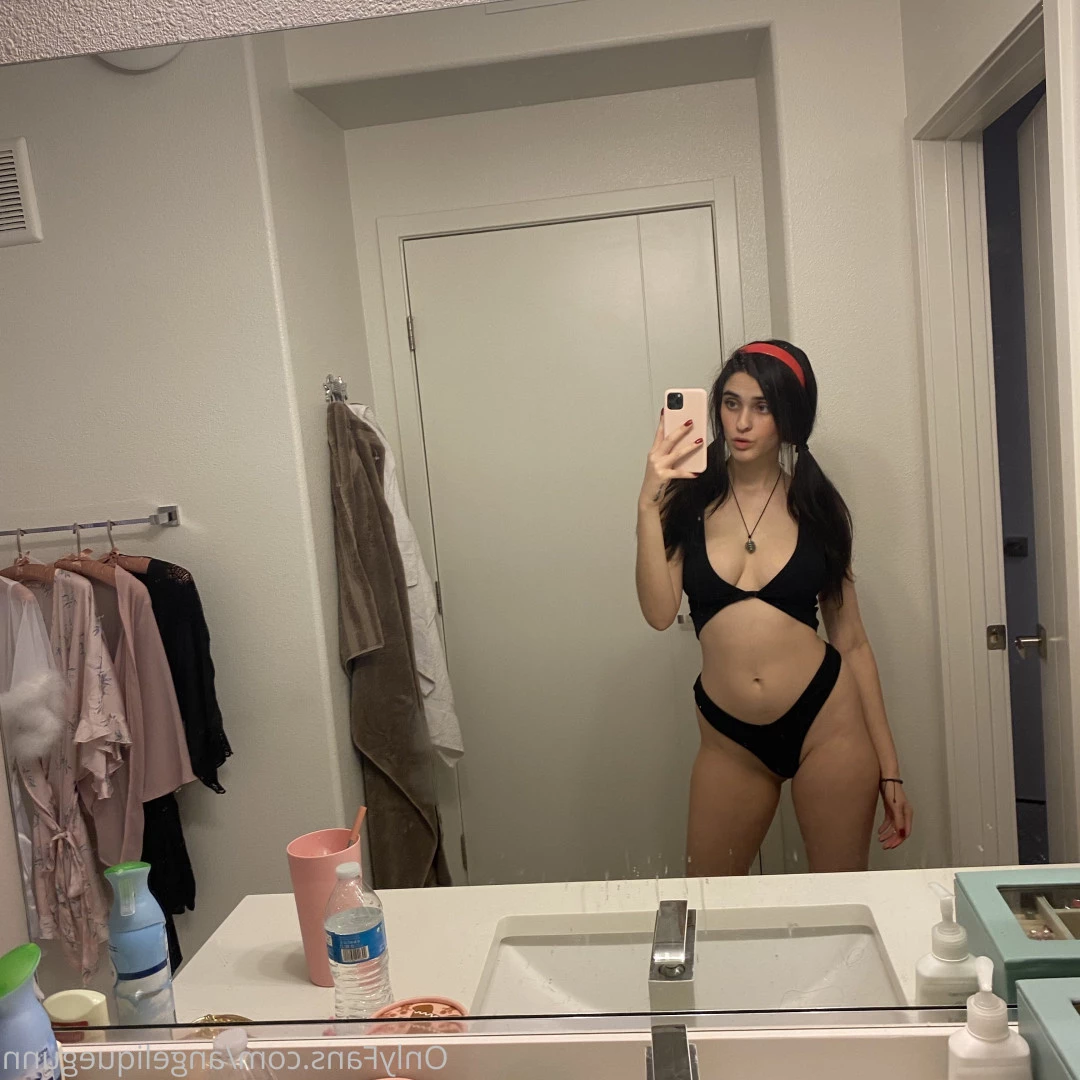 Angelique Gunn [ angeliquegunn ] Onlyfans leaked photo 9126289 on Hotleaks.tv