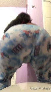 8472716