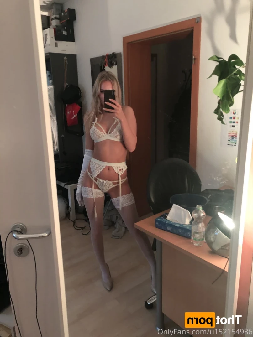 Anna’s VIP [ anna_kunz ] Onlyfans leaked photo 14988277 on Hotleaks.tv