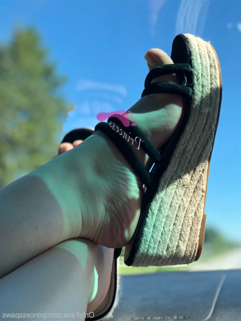 Brooklynn Yates [ aphroditepaws ] Onlyfans leaked photo 13864976 on Hotleaks.tv