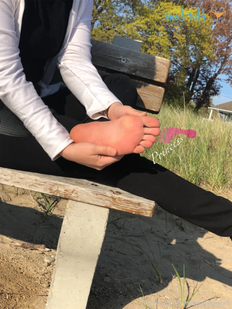 Brooklynn Yates [ aphroditepaws ] Onlyfans leaked photo 15499568 on Hotleaks.tv