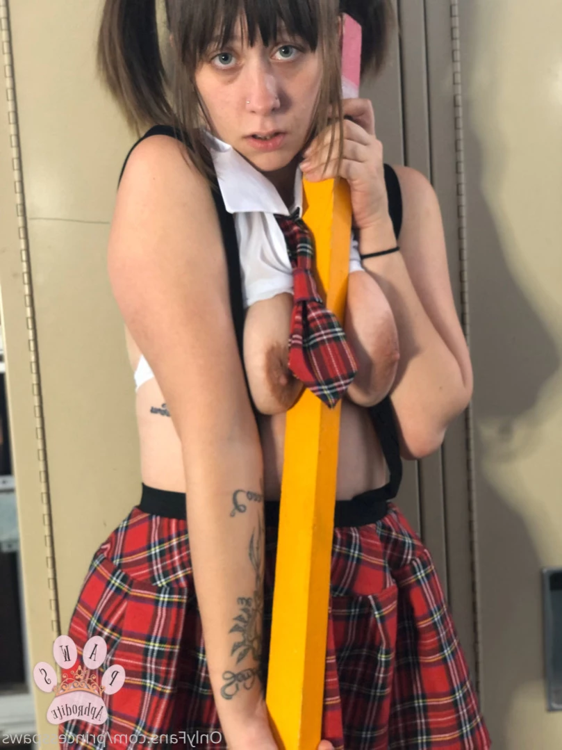 Brooklynn Yates [ aphroditepaws ] Onlyfans leaked photo 16148382 on Hotleaks.tv