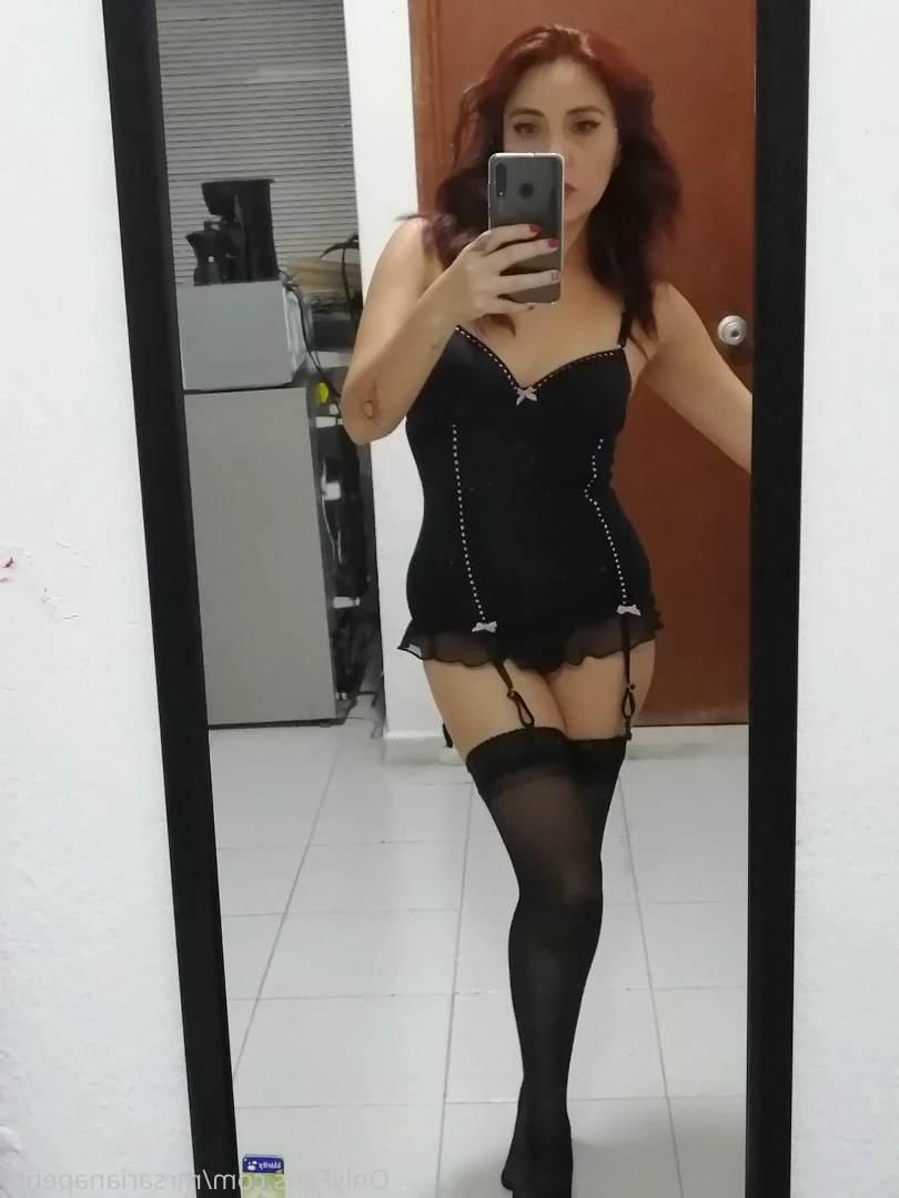 👣Petite Foot Goddess💦 [ arianapetitte ] Onlyfans leaked photo 10284603 on Hotleaks.tv