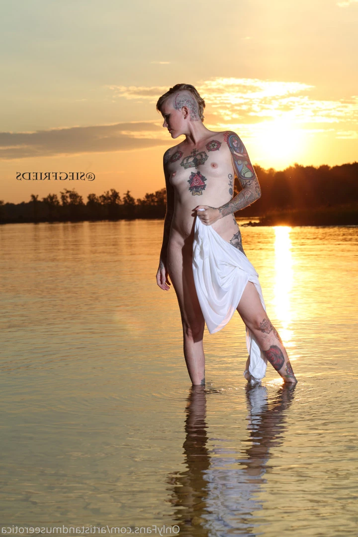 Artist &amp; Muse [ artistandmuseerotica ] Onlyfans leaked photo 9403967 on Hotleaks.tv