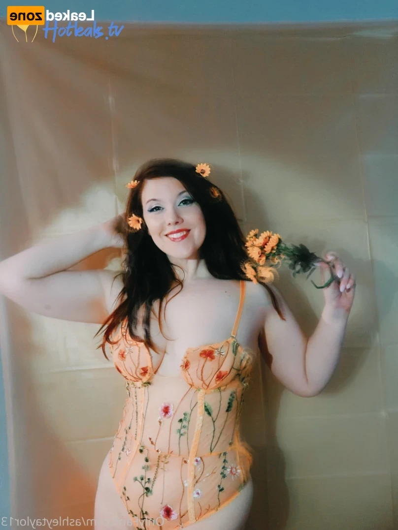 ashleytaylor13 Onlyfans leaked photo 15502705 on Hotleaks.tv