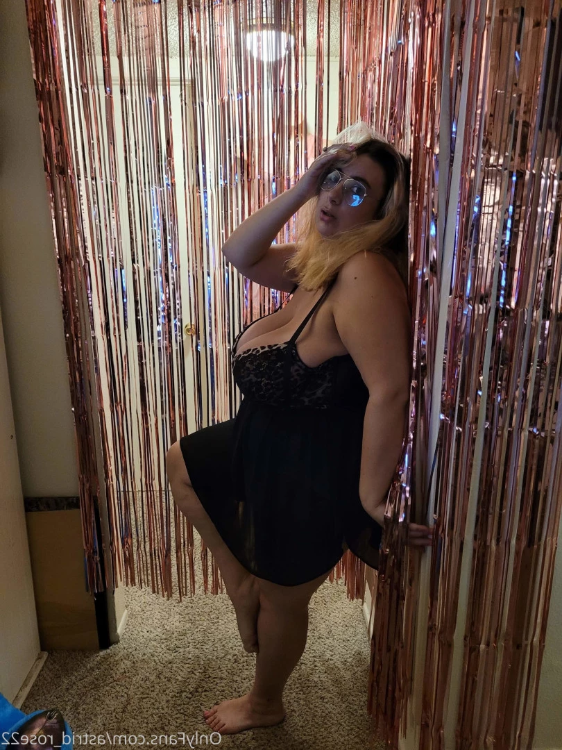 astrid_rose22 Onlyfans leaked photo 9846878 on Hotleaks.tv