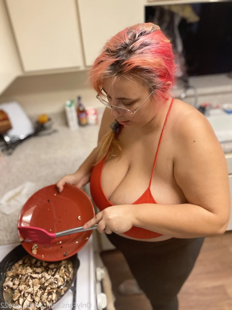 astrid_rose22 Onlyfans leaked photo 9847512 on Hotleaks.tv