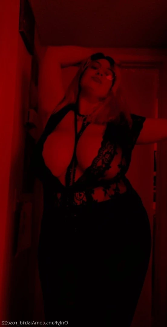 astrid_rose22 Onlyfans leaked photo 9851295 on Hotleaks.tv