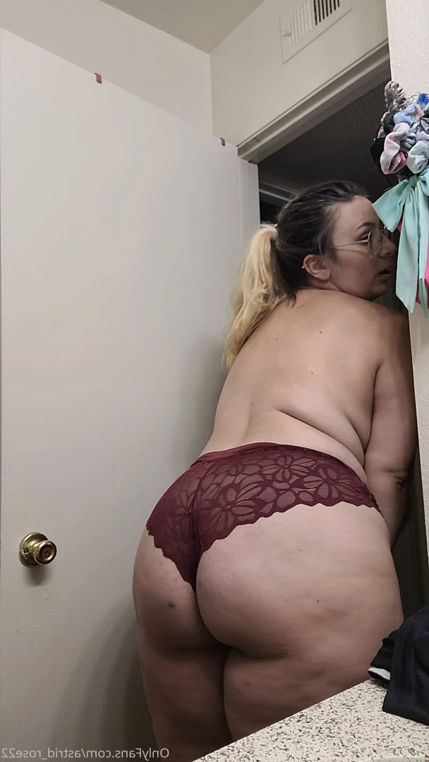 astrid_rose22 Onlyfans leaked photo 9851942 on Hotleaks.tv