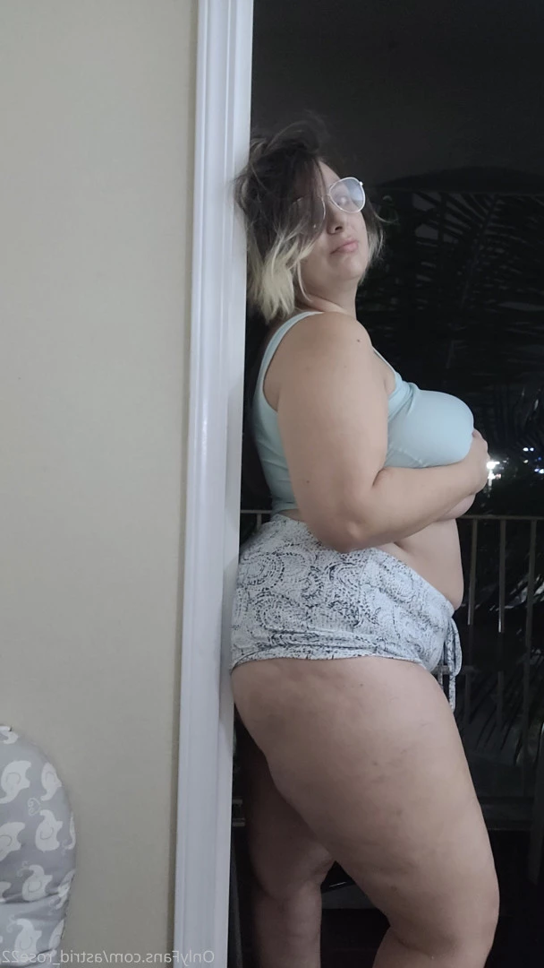 astrid_rose22 Onlyfans leaked photo 9852239 on Hotleaks.tv