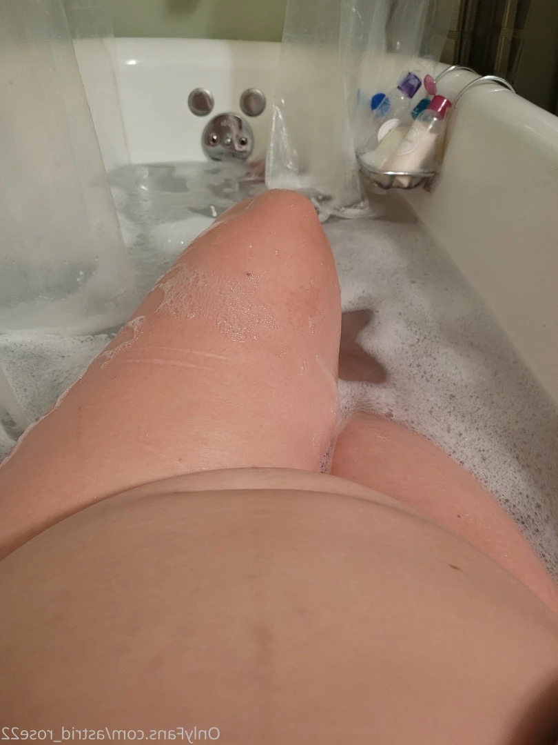 astrid_rose22 Onlyfans leaked photo 9854302 on Hotleaks.tv