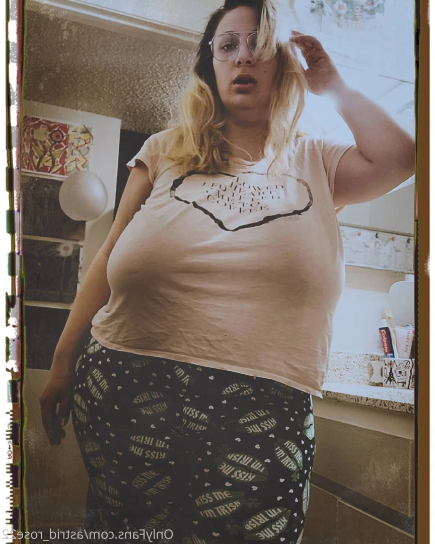 astrid_rose22 Onlyfans leaked photo 9855973 on Hotleaks.tv