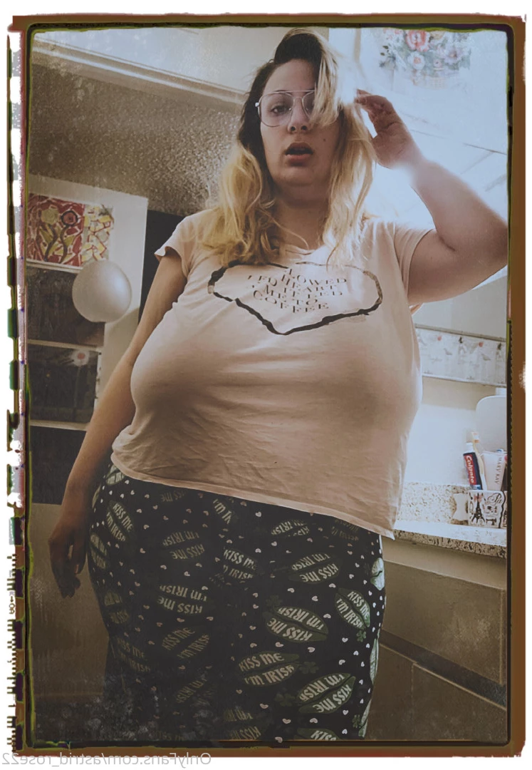 astrid_rose22 Onlyfans leaked photo 9856609 on Hotleaks.tv