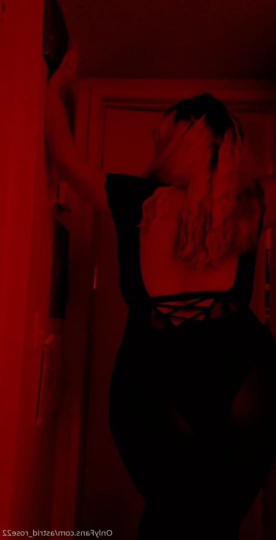 astrid_rose22 Onlyfans leaked photo 9857156 on Hotleaks.tv