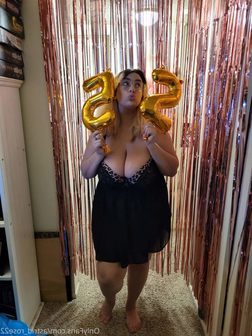 astrid_rose22 Onlyfans leaked photo 9857482 on Hotleaks.tv