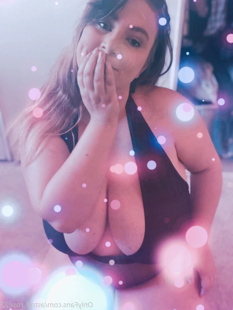 astrid_rose22 Onlyfans leaked photo 9857740 on Hotleaks.tv