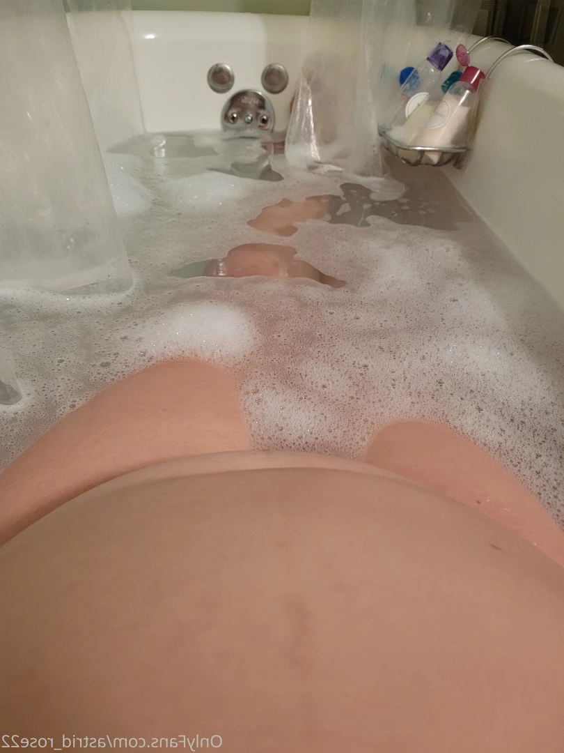 astrid_rose22 Onlyfans leaked photo 9858331 on Hotleaks.tv