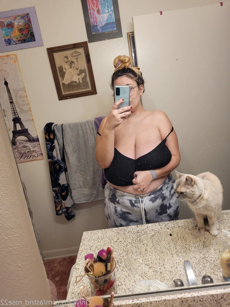 astrid_rose22 Onlyfans leaked photo 9858773 on Hotleaks.tv