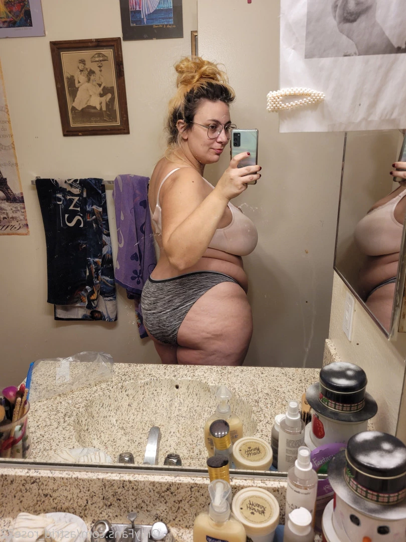 astrid_rose22 Onlyfans leaked photo 9862651 on Hotleaks.tv