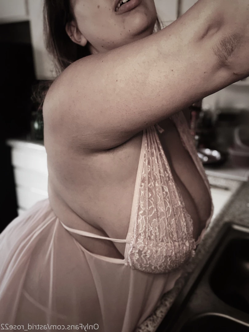 astrid_rose22 Onlyfans leaked photo 9862769 on Hotleaks.tv