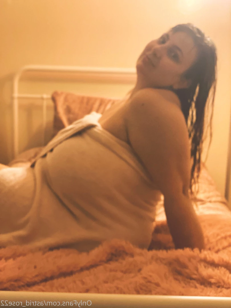 astrid_rose22 Onlyfans leaked photo 9862974 on Hotleaks.tv
