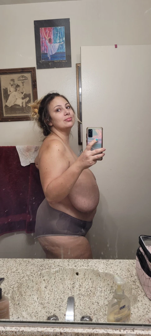astrid_rose22 Onlyfans leaked photo 9863857 on Hotleaks.tv