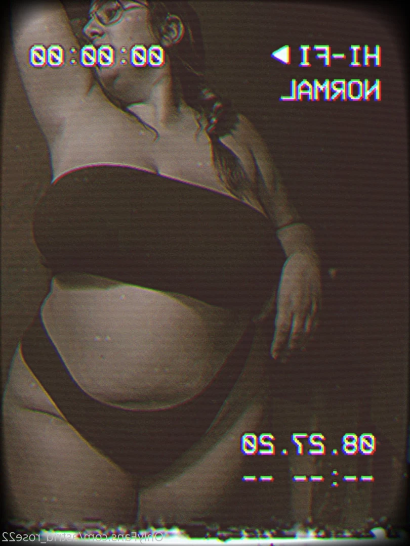 astrid_rose22 Onlyfans leaked photo 9868362 on Hotleaks.tv