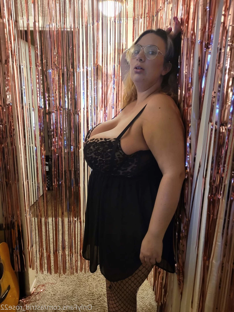 astrid_rose22 Onlyfans leaked photo 9869887 on Hotleaks.tv